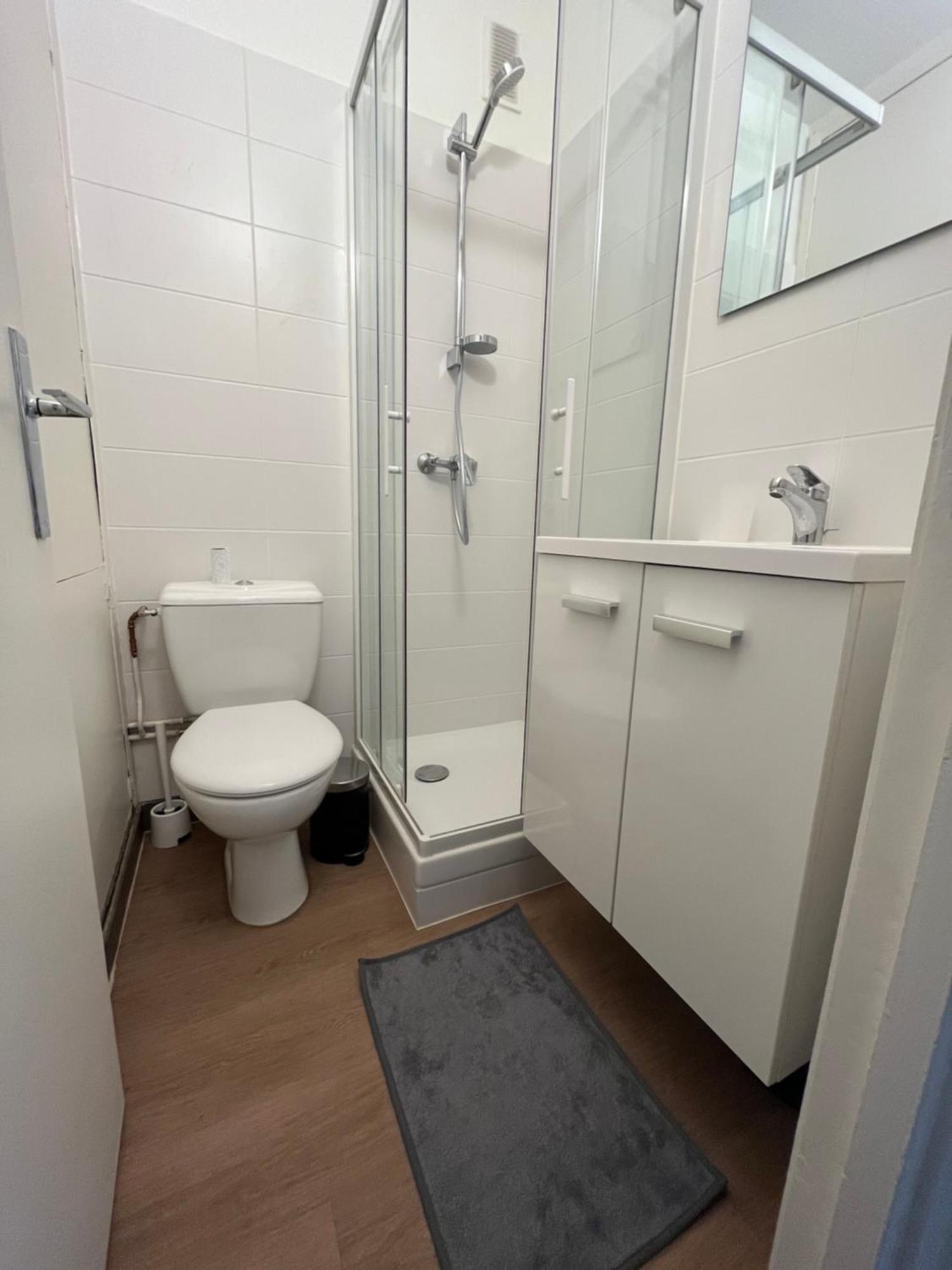 Appartement Cosy Et Idealement Place